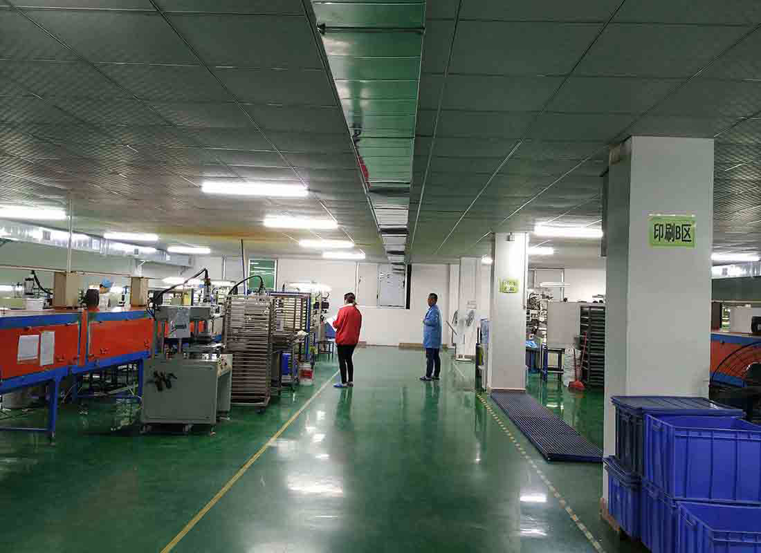 空蕩的車(chē)間