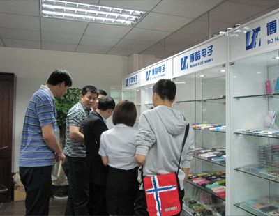 華為公司來我司參觀洽談業(yè)務(wù)